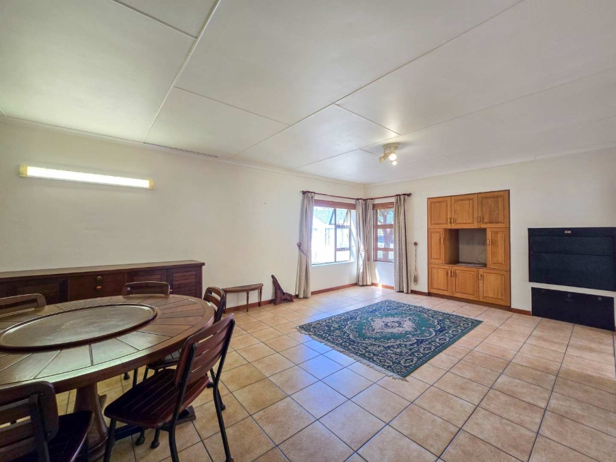 3 Bedroom Property for Sale in Stilbaai Wes Western Cape